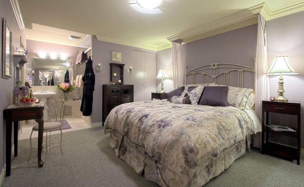 A Vista Villa Couples Retreat Kelowna Zimmer foto