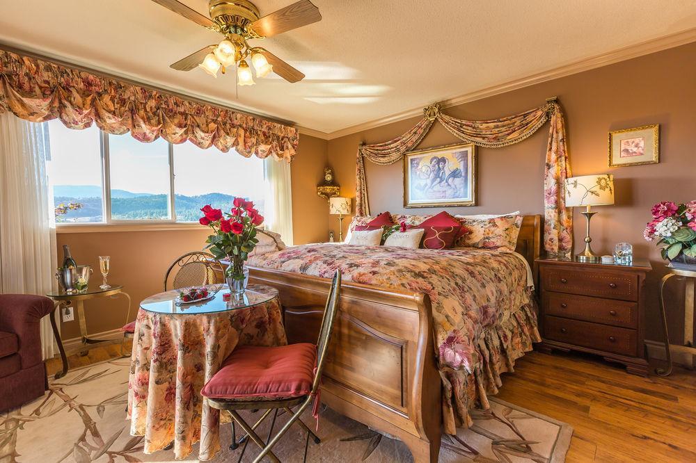 A Vista Villa Couples Retreat Kelowna Exterior foto